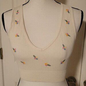 NWT Zara Cream Floral Embroidered Ribbed Crop Top - Size M-L (Medium/Large)
